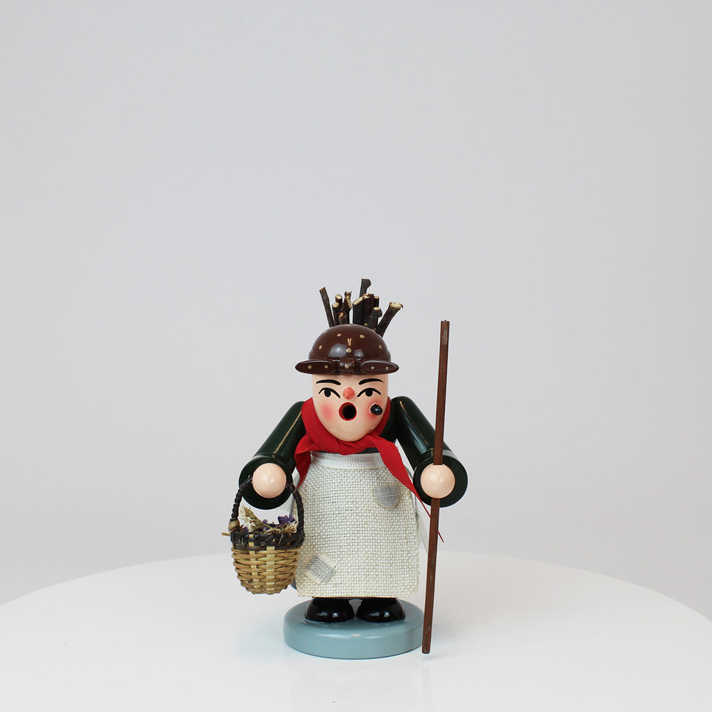 Räucherfigur Kräuterfrau