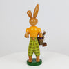 Osterhase mit Picknickkorb